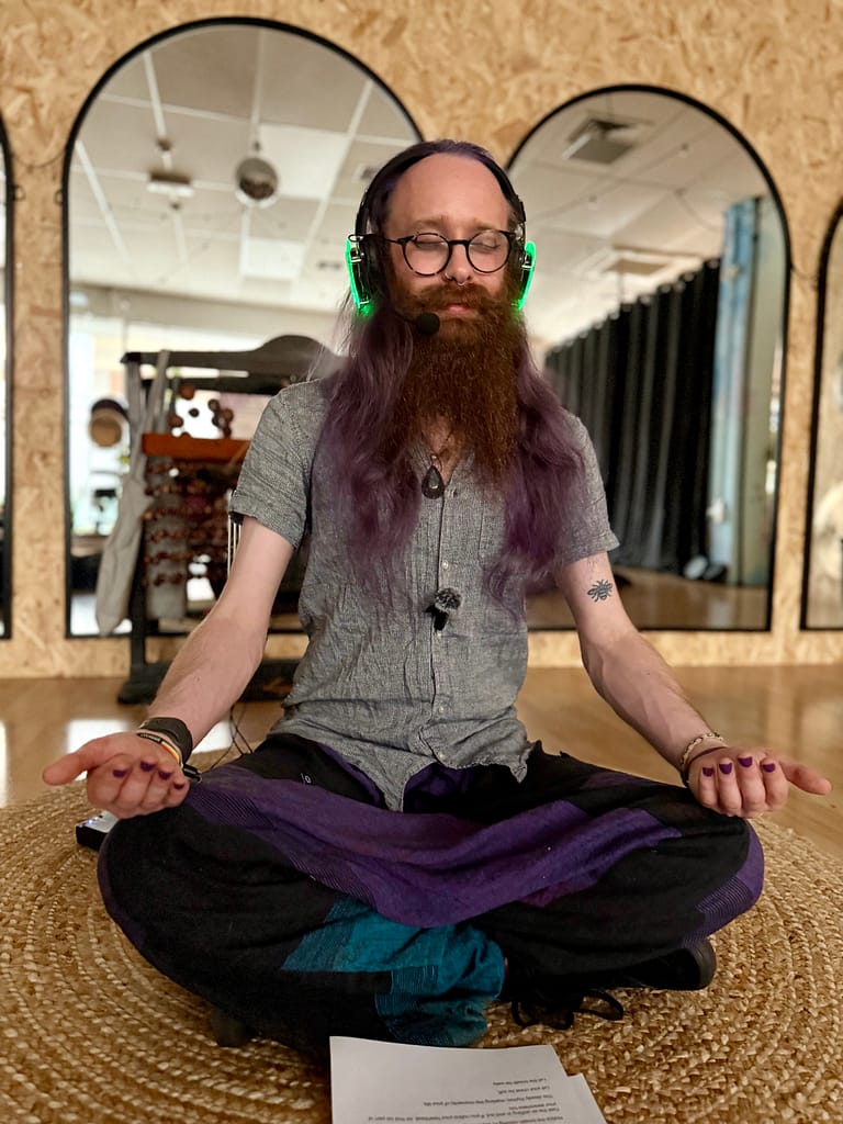 Gord teaching our immersive meditation class.